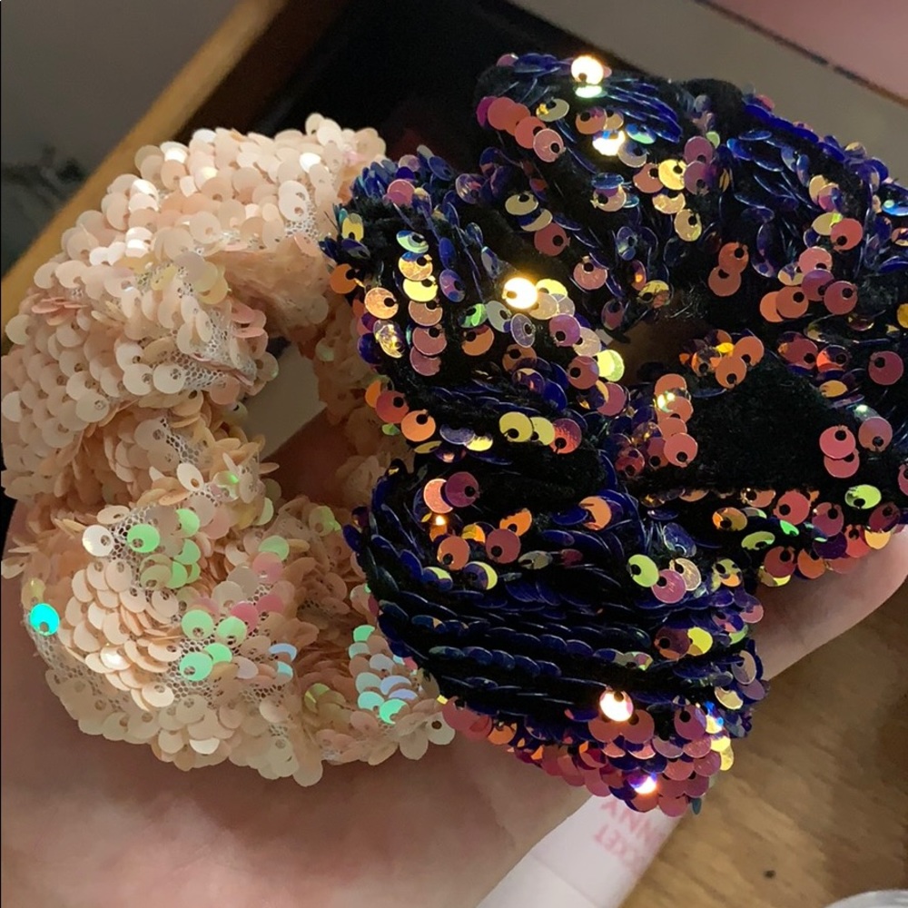 2 sequin scrunchies from urban outfitters